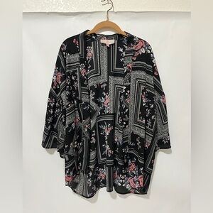 Laurie Felt Black Floral Kimono Blouse Cardigan
